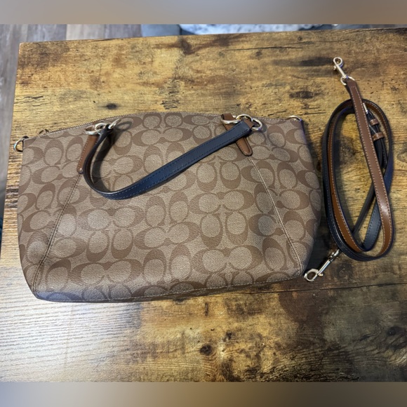 Coach Coated Canvas Brown Signature Print “Kelsey”...
